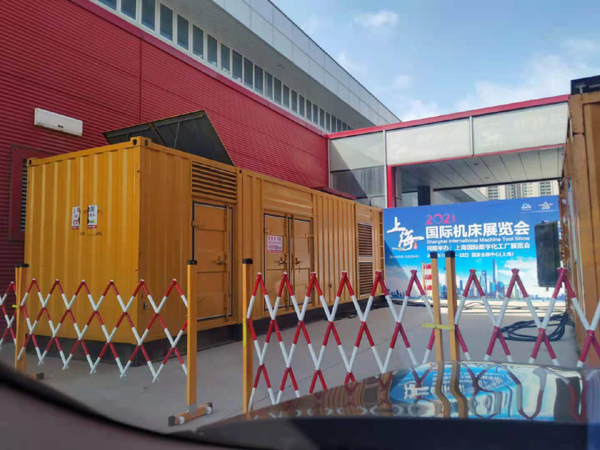 安平发电车出租-发电机无电压或电压太低怎么办？