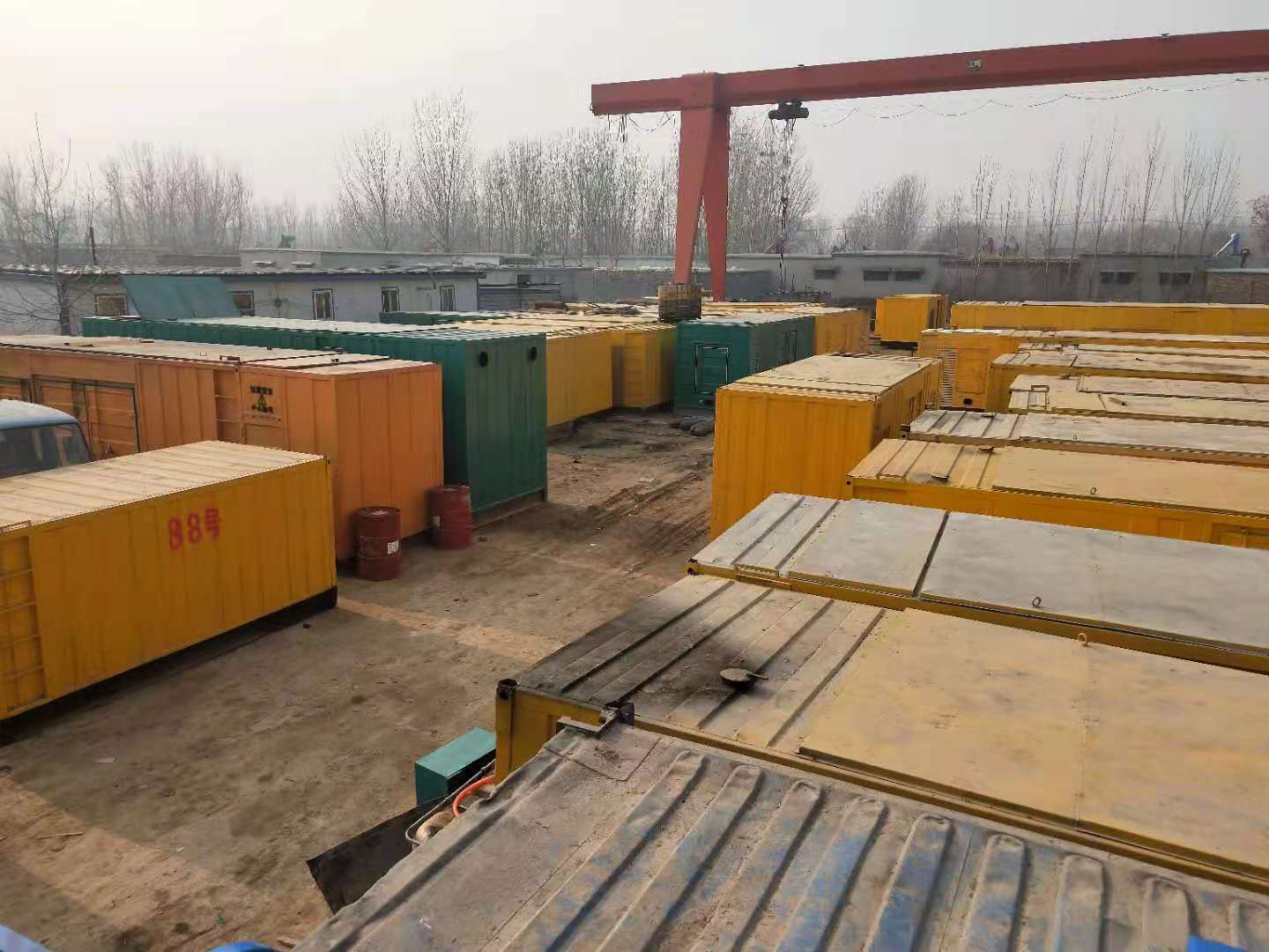 安平租赁发电机-灰尘、风沙对柴油发电机组造成哪些不良影响？