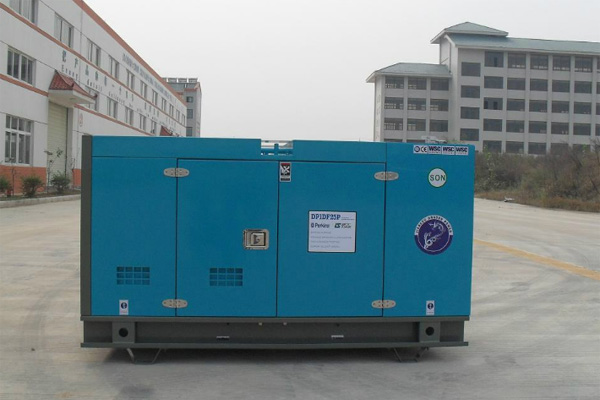 安平发电机租赁如何正确安装空气滤清器？