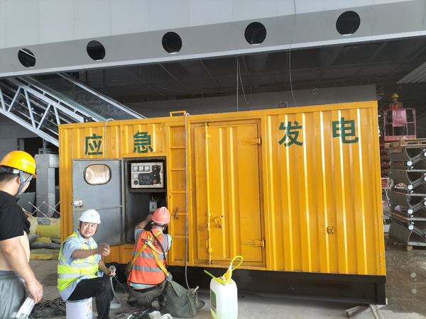 安平怎样判断空气滤清器是否需要更换？