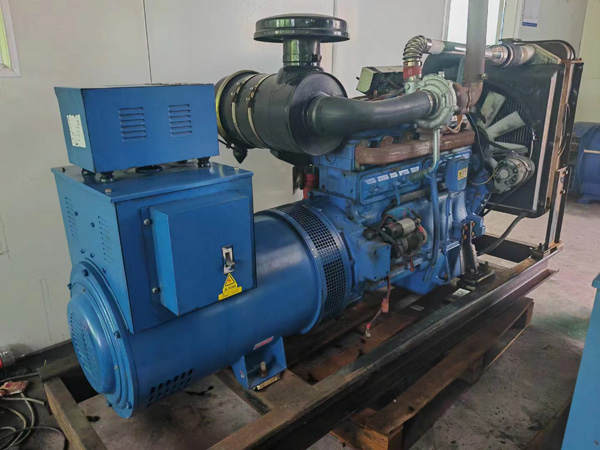 安平100kW柴油发电机组使用多级机油有哪些优缺点？