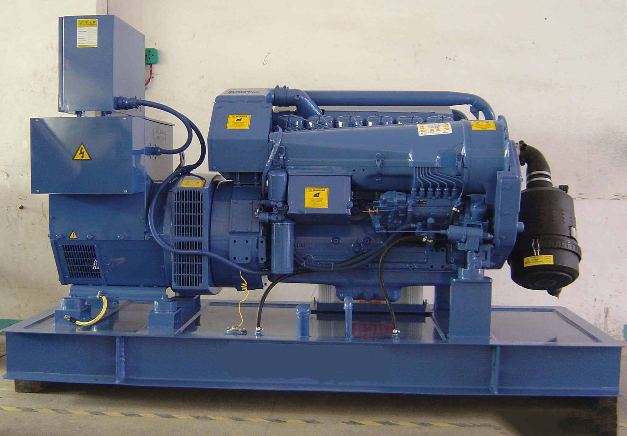 安平汽油发电机组冬季启动前，电瓶需要做哪些检查和维护？